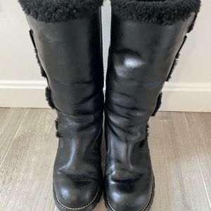 Woman’s Uggs Boots Tall Ugg